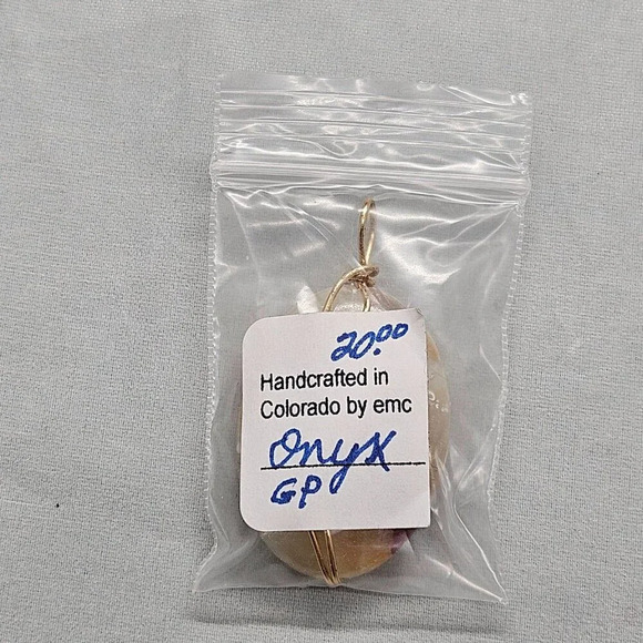 Handcrafted Onyx Pendant Oval Beige Brown Marbled Gold Tone Metal Bail Decor - Picture 7 of 8